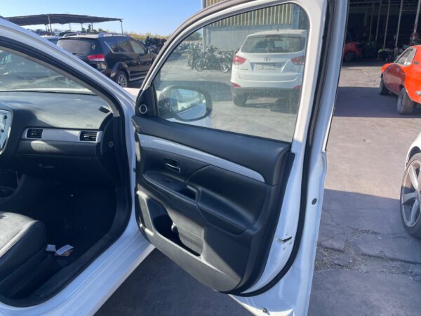 ELEVALUNAS DELANTERO DERECHO MITSUBISHI OUTLANDER (GF0/GG0)