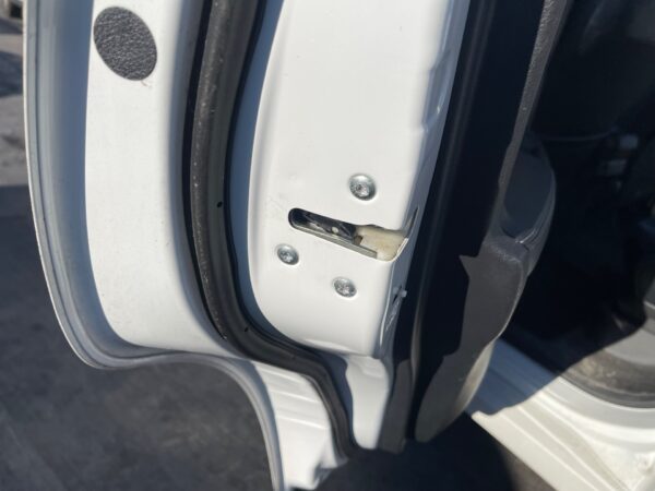 CERRADURA PUERTA TRASERA IZQUIERDA MITSUBISHI OUTLANDER (GF0/GG0)