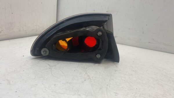 PILOTO LATERAL DERECHO SEAT CORDOBA BERLINA (6L2)