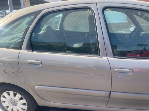 PUERTA TRASERA DERECHA CITROEN XSARA PICASSO