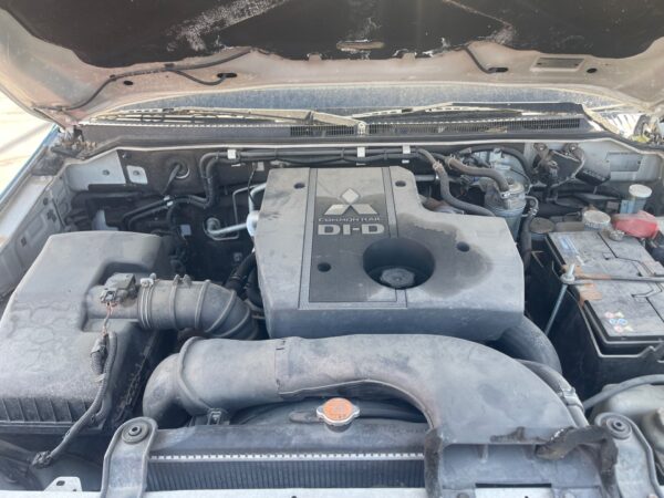 MOTOR COMPLETO MITSUBISHI MONTERO (V80/V90)