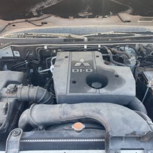 CONDENSADOR / RADIADOR  AIRE ACONDICIONADO MITSUBISHI MONTERO (V80/V90)