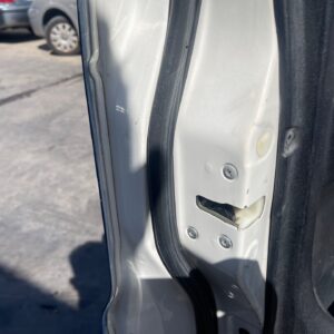 CERRADURA PUERTA DELANTERA IZQUIERDA MITSUBISHI MONTERO (V80/V90)