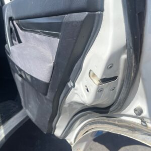 CERRADURA PUERTA TRASERA DERECHA MITSUBISHI MONTERO (V80/V90)