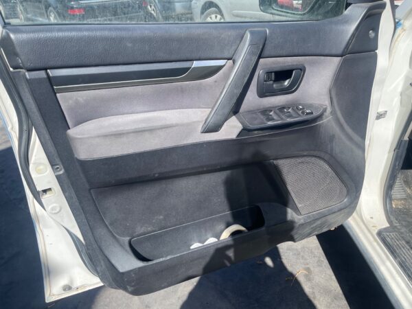 ELEVALUNAS DELANTERO IZQUIERDO MITSUBISHI MONTERO (V80/V90)