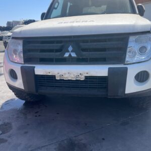 PARAGOLPES DELANTERO MITSUBISHI MONTERO (V80/V90)