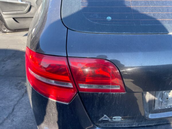 PILOTO TRASERO IZQUIERDO INTERIOR AUDI A3 SPORTBACK (8PA)