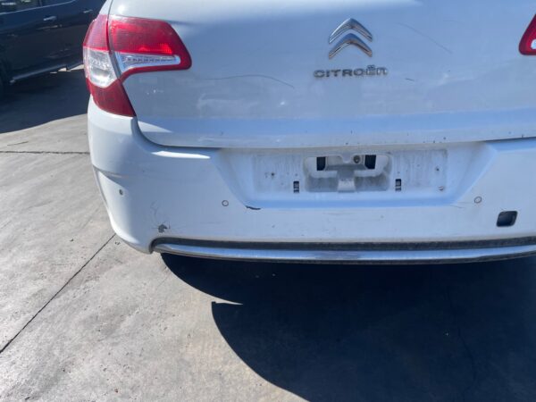 PARAGOLPES TRASERO CITROEN C4 BERLINA