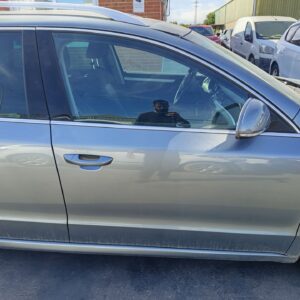 PUERTA DELANTERA DERECHA SKODA SUPERB COMBI (3T5)