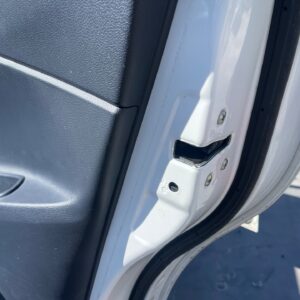 CERRADURA PUERTA TRASERA DERECHA KIA RIO (UB)