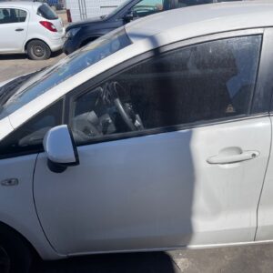 PUERTA DELANTERA IZQUIERDA KIA RIO (UB)