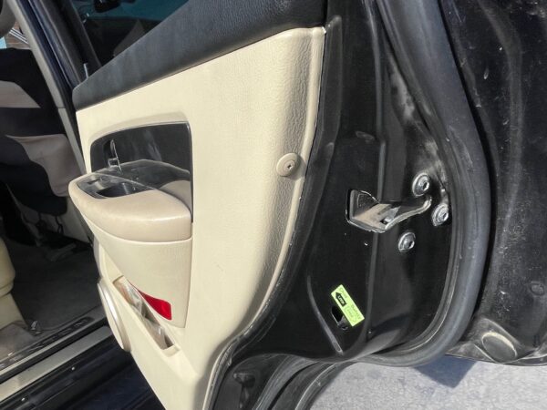 CERRADURA PUERTA TRASERA DERECHA SSANGYONG REXTON