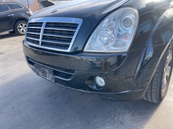 PARAGOLPES DELANTERO SSANGYONG REXTON