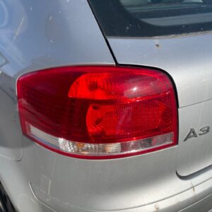PILOTO TRASERO IZQUIERDO AUDI A3 (8P1)