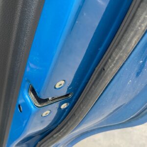 CERRADURA PUERTA TRASERA DERECHA KIA STONIC (YBCUV)