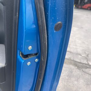 CERRADURA PUERTA DELANTERA DERECHA KIA STONIC (YBCUV)