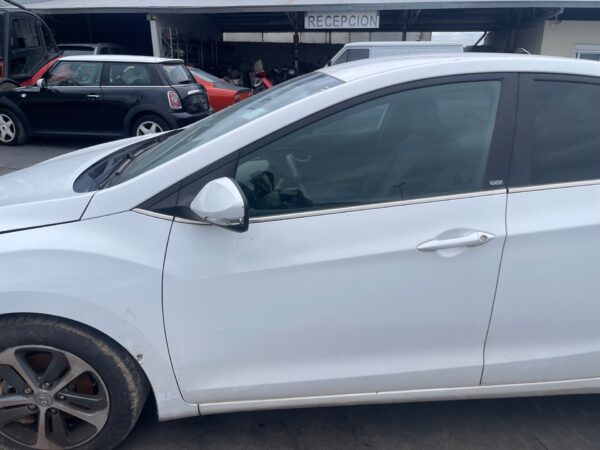 PUERTA DELANTERA IZQUIERDA HYUNDAI I30 (GD)