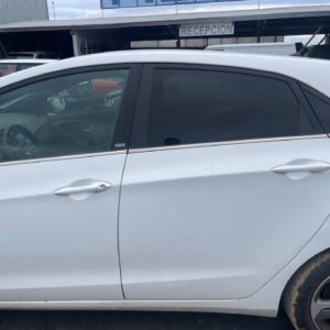 PUERTA TRASERA IZQUIERDA HYUNDAI I30 (GD)