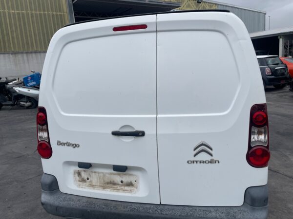 PUERTA TRASERA IZQUIERDA CITROEN BERLINGO FURGÓN