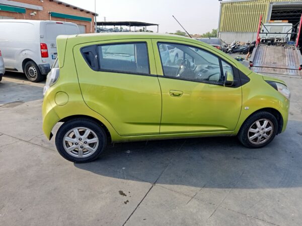 PARAGOLPES DELANTERO CHEVROLET SPARK - Imagen 4