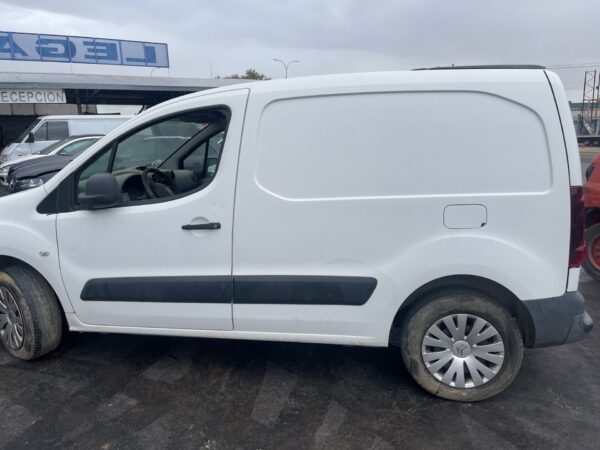 PUERTA TRASERA IZQUIERDA CITROEN BERLINGO FURGÓN - Imagen 4