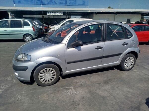 FARO ANTINIEBLA IZQUIERDO CITROEN C3 - Imagen 4