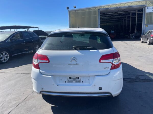ALETA DELANTERA DERECHA CITROEN C4 BERLINA - Imagen 4