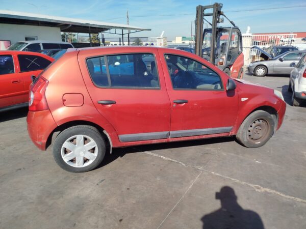 PARAGOLPES DELANTERO DACIA SANDERO - Imagen 2