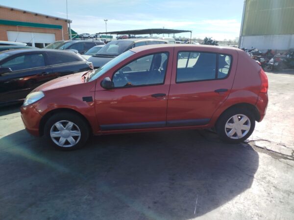 PARAGOLPES DELANTERO DACIA SANDERO - Imagen 5