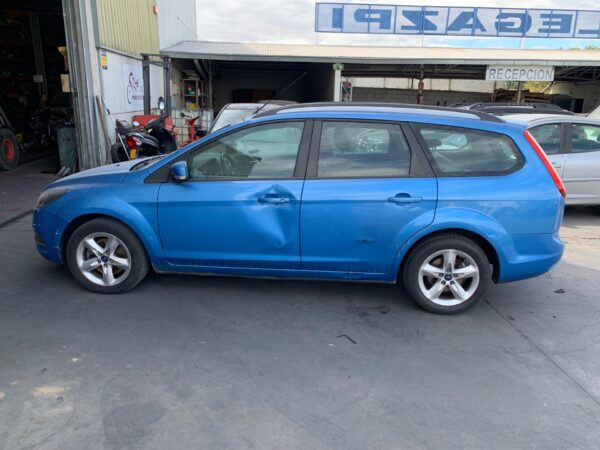 PARAGOLPES TRASERO FORD FOCUS BERLINA (CAP) - Imagen 5