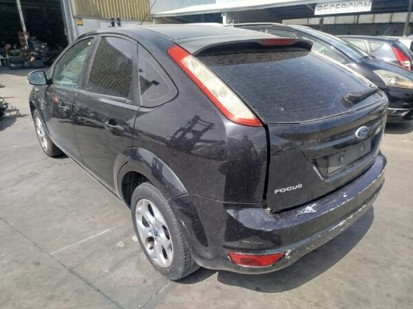 PARAGOLPES DELANTERO FORD FOCUS BERLINA (CB4) - Imagen 2