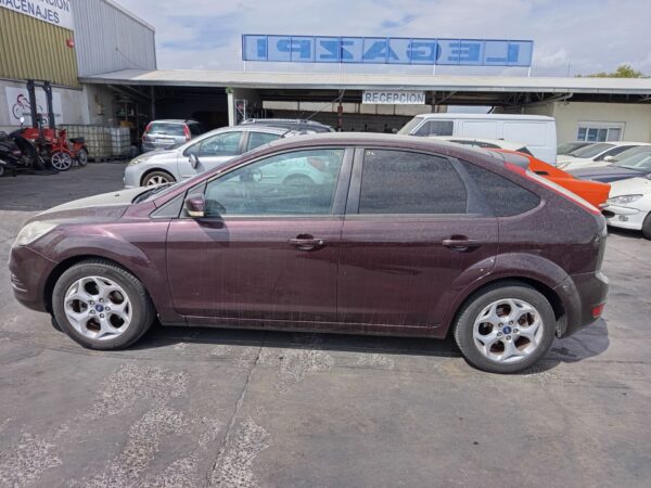 FARO IZQUIERDO FORD FOCUS BERLINA (CB4) - Imagen 2
