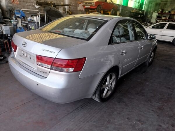 COMPRESOR AIRE ACONDICIONADO HYUNDAI SONATA (NF) - Imagen 2