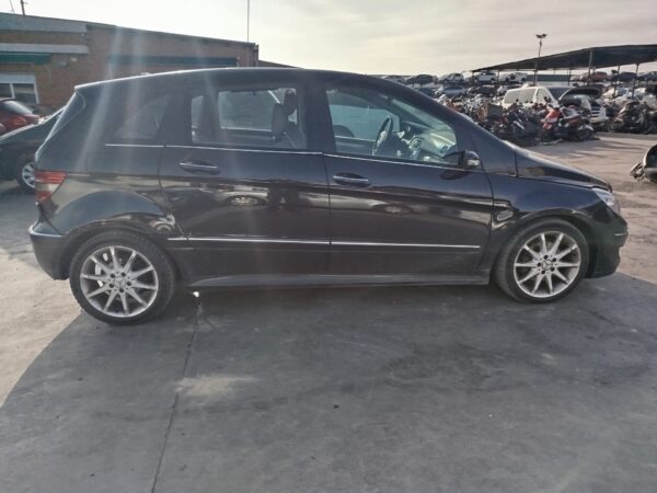 PUERTA DELANTERA IZQUIERDA MERCEDES-BENZ CLASE B (BM 245) - Imagen 5