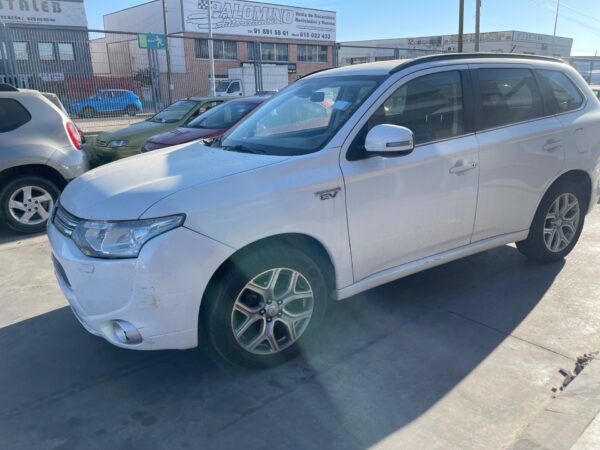 PARAGOLPES DELANTERO MITSUBISHI OUTLANDER (GF0/GG0) - Imagen 5