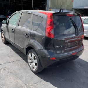 PILOTO TRASERO IZQUIERDO NISSAN NOTE (E11E)