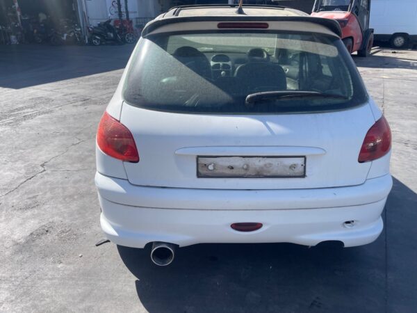 MOTOR COMPLETO PEUGEOT 206 - Imagen 4