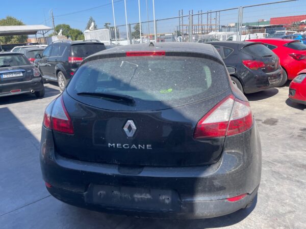 MODULO ELECTRONICO RENAULT MEGANE III BERLINA 5P - Imagen 5