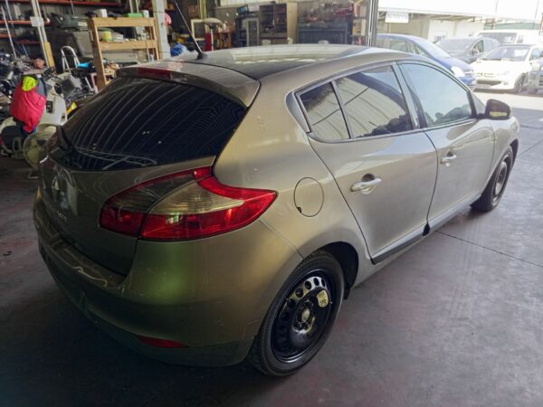 MODULO ELECTRONICO RENAULT MEGANE III BERLINA 5P - Imagen 4