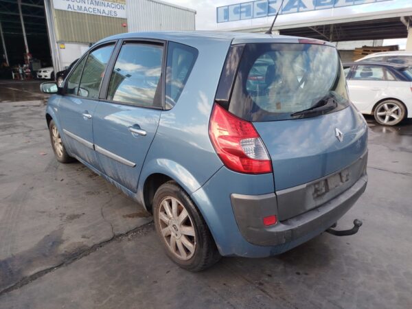 PILOTO TRASERO IZQUIERDO RENAULT SCENIC II (JM) - Imagen 2
