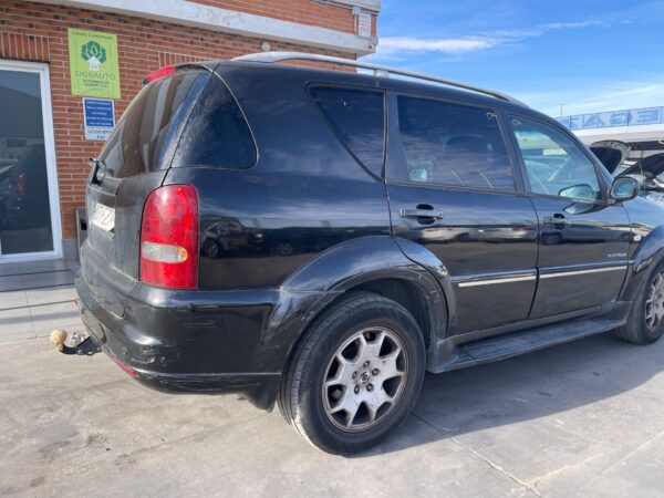 PARAGOLPES DELANTERO SSANGYONG REXTON - Imagen 4
