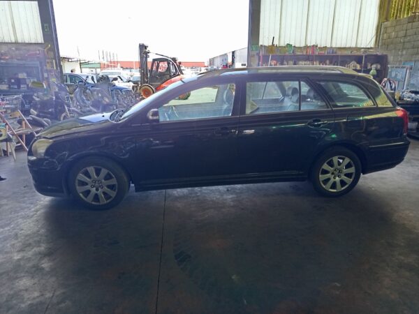 COMPRESOR AIRE ACONDICIONADO TOYOTA AVENSIS WAGON (T25) - Imagen 3