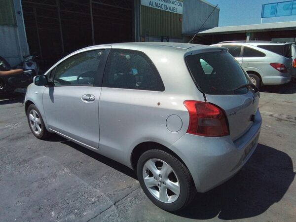 MANDO ELEVALUNAS DELANTERO IZQUIERDO TOYOTA YARIS (KSP9/SCP9/NLP9) - Imagen 4