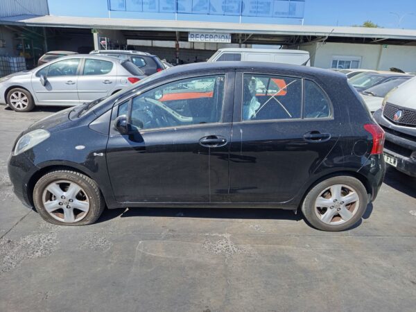 FARO IZQUIERDO TOYOTA YARIS (KSP9/SCP9/NLP9) - Imagen 4