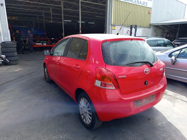 PARAGOLPES DELANTERO TOYOTA YARIS (KSP9/SCP9/NLP9) - Imagen 3