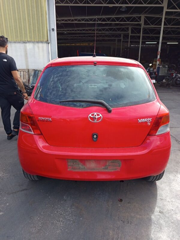 CERRADURA PUERTA DELANTERA IZQUIERDA TOYOTA YARIS (KSP9/SCP9/NLP9) - Imagen 4