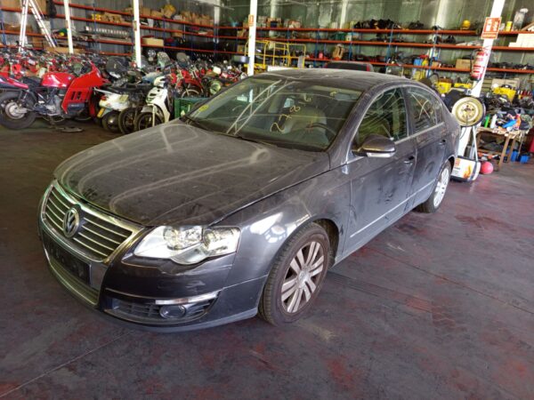 PARAGOLPES TRASERO VOLKSWAGEN PASSAT BERLINA (3C2) - Imagen 5