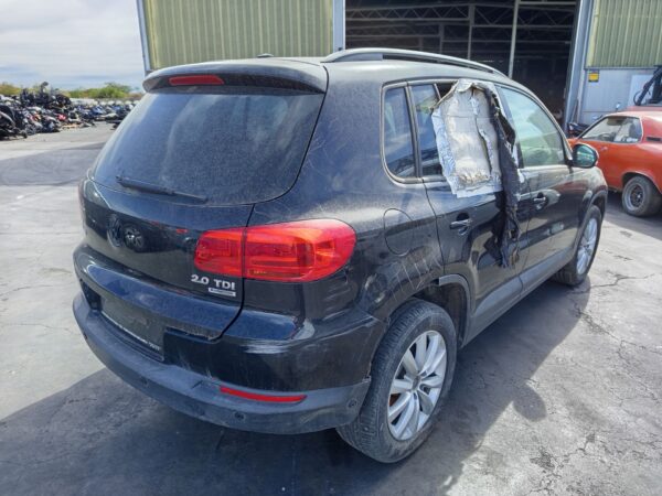 PUERTA DELANTERA IZQUIERDA VOLKSWAGEN TIGUAN (5N2) - Imagen 4