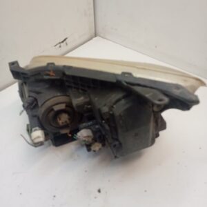 FARO DERECHO TOYOTA AVENSIS BERLINA (T25)