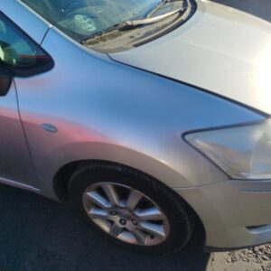 ALETA DELANTERA DERECHA TOYOTA AURIS (E15)